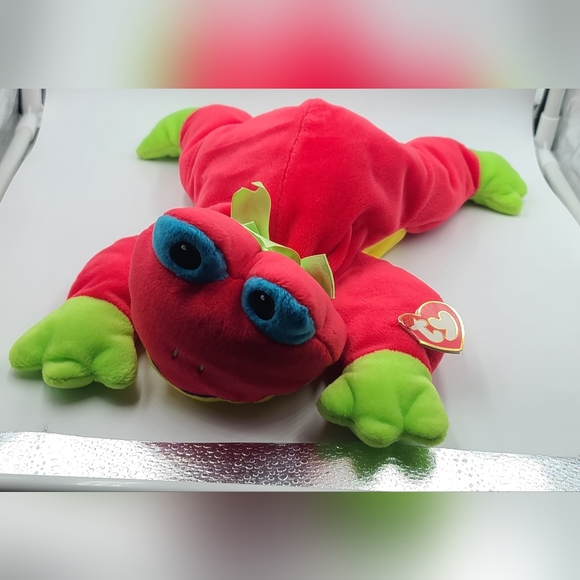 Ty Ribbit Pillow Pal 1998 Red and Green Frog 15'' Plush Stuffed Animal Toad - Picture 1 of 1